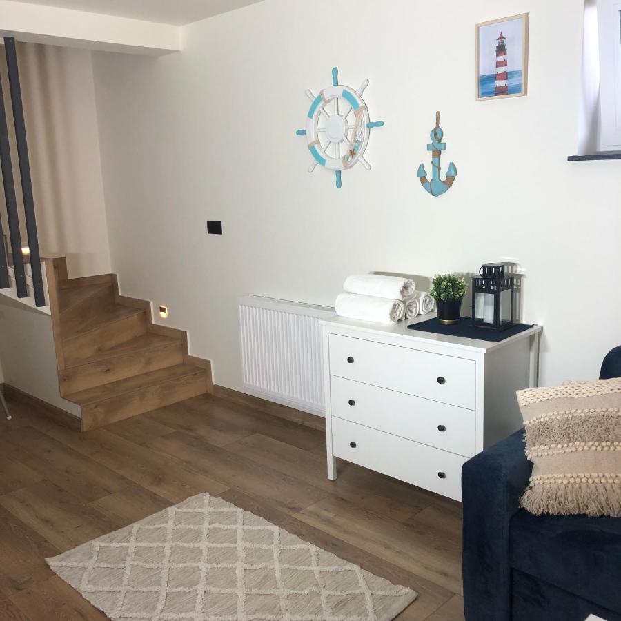 Karwia Marina Apartamenty Esterno foto
