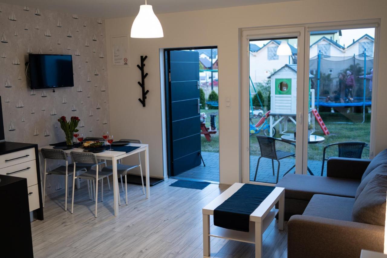 Karwia Marina Apartamenty Esterno foto