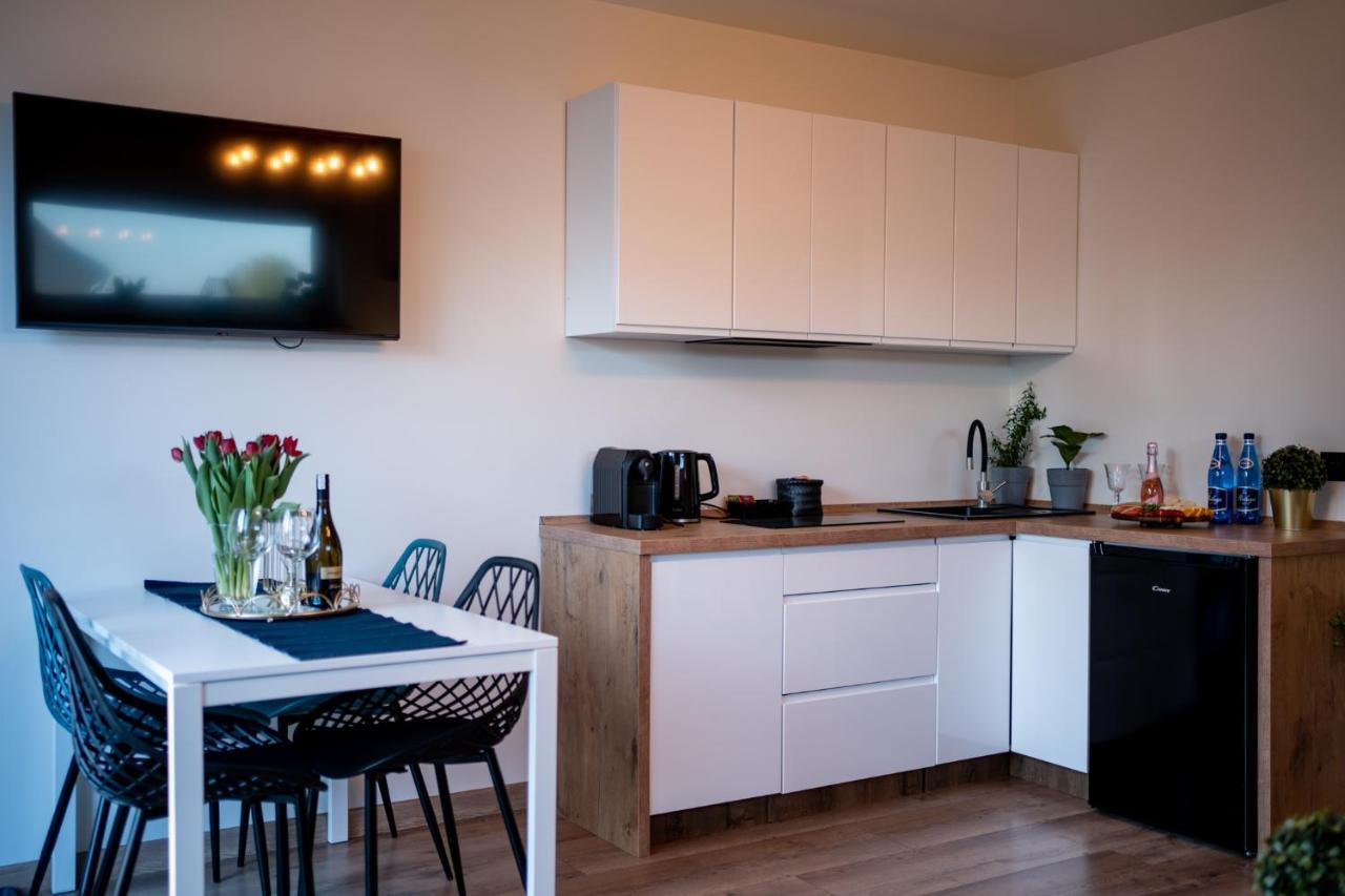 Karwia Marina Apartamenty Esterno foto
